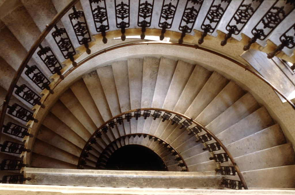 Claus Vogt: Krisenspirale dreht sich weiter