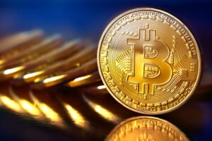 Gold erreicht Allzeithoch und Bitcoin steigt wieder über 10.000