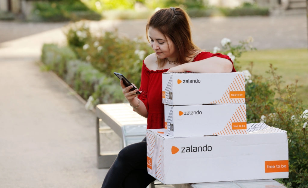 Zalando erhöht die Jahresprognose Zalando erhöht die Jahresprognose des laufenden Geschäftsjahres