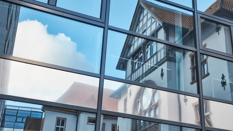 Prognose der Wirtschaftsforschungsinstitute: Die Pandemie verzögert den Aufschwung