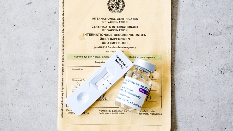 Trotz Nebenwirkungen: AstraZeneca verdoppelt Gewinn Trotz Nebenwirkungen: AstraZeneca verdoppelt Gewinn