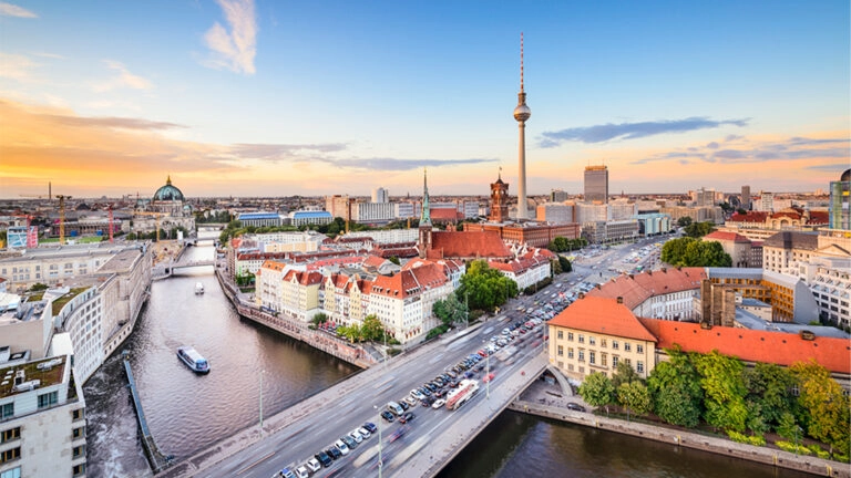 Enteignungen: Berliner Volksentscheid voraussichtlich im Herbst Enteignungen: Berliner Volksentscheid voraussichtlich im Herbst
