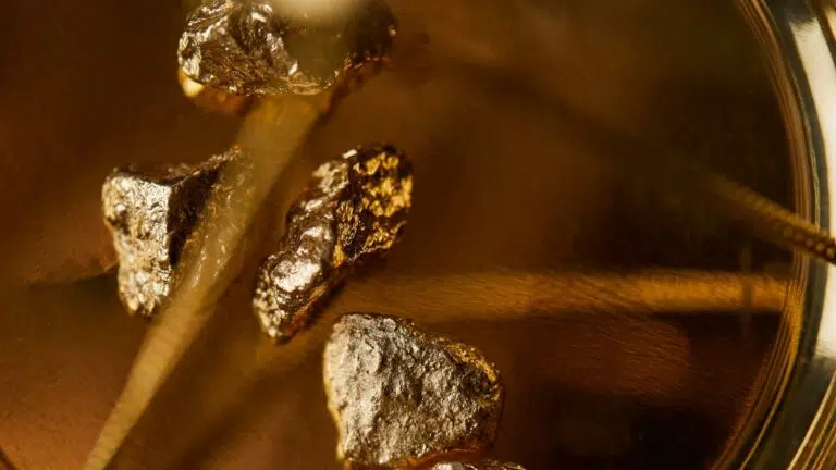 Gold weiterhin im Aufwärtstrend Gold weiterhin im Aufwärtstrend