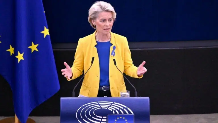 EU-Kommissionspräsidentin: Mehr Unabhängigkeit und Solidarität EU-Kommissionspräsidentin: Mehr Unabhängigkeit und Solidarität