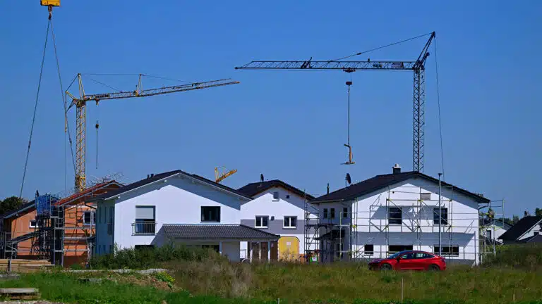 Bauwirtschaft warnt vor Einbruch im Wohnungsbau Bauwirtschaft warnt vor Einbruch im Wohnungsbau