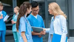 Weltfrauentag: Mit kleinen Schritten zur Gleichstellung in der Arbeitswelt