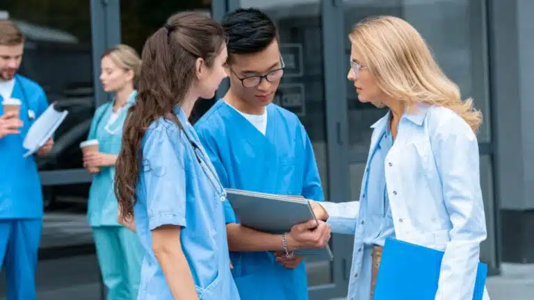 Weltfrauentag: Mit kleinen Schritten zur Gleichstellung in der Arbeitswelt