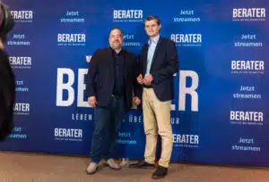 Julien Backhaus und Dr. Franz Hölzl auf der Berater Leben auf der Überholspur 3 Premiere