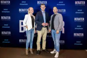 Julien Backhaus und Dr. Franz Hölzl auf der Berater Leben auf der Überholspur 3 Premiere