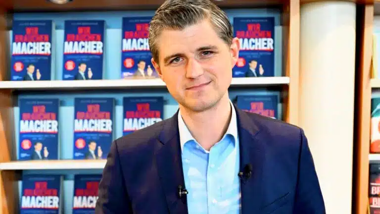 Buch: Unternehmer retten die Welt Buch: Unternehmer retten die Welt