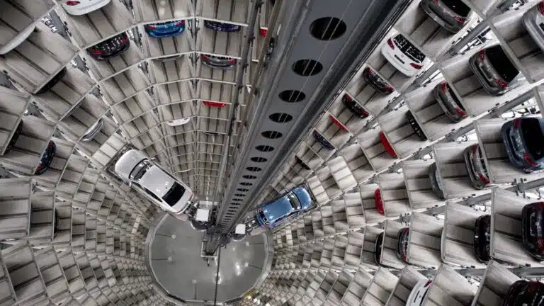 Versorgung mit Seltenen Erden stockt – Autoindustrie alarmiert