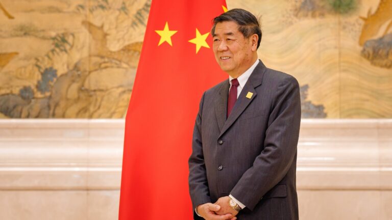 Deutschland sucht Rohstoffsicherheit – Klingbeil setzt in Peking klare Akzente