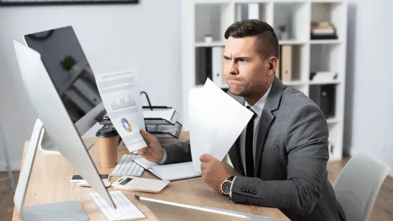 Verärgerter Anleger (Symbolbild)